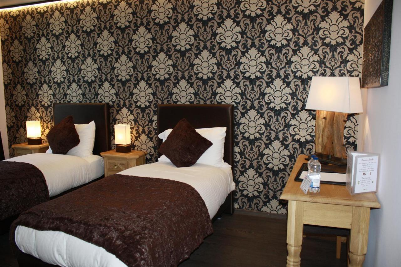 Hotel De La Gare Monthey Εξωτερικό φωτογραφία